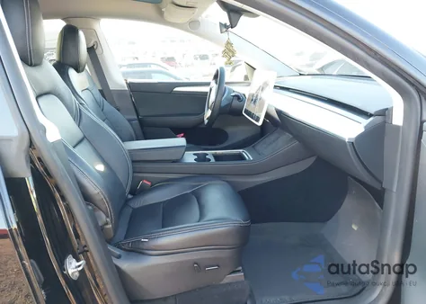 2023 Tesla Model Y Awd/Long Range Dual Motor All-Wheel Drive из США, поврежденный, VIN 7SAYGAEE1PF903829